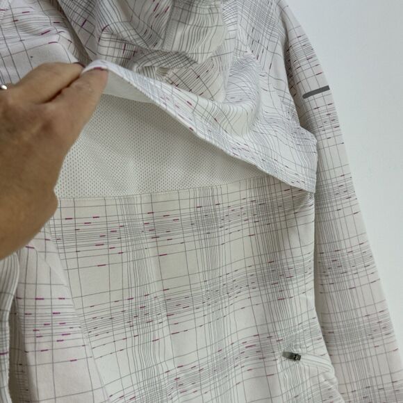 Nike Women's Hooded Long Sleeve Dri Fit Vented Pullover Sz S Reflective Running - Picture 5 of 7